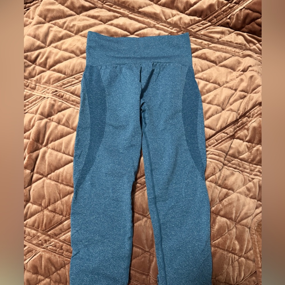 Blue work out leggings